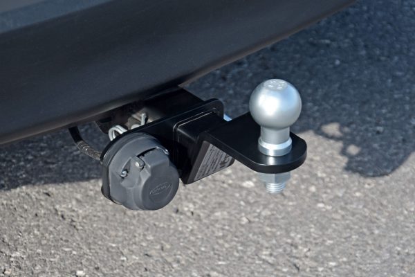 Фаркоп Toyota RAV4 с 2013-2018 - съемный квадрат — изображение 5